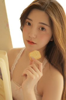 台球桌的艳遇